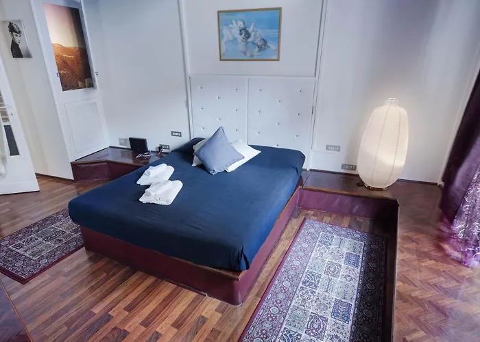 Don Morosini - Al Vaticano * Рим