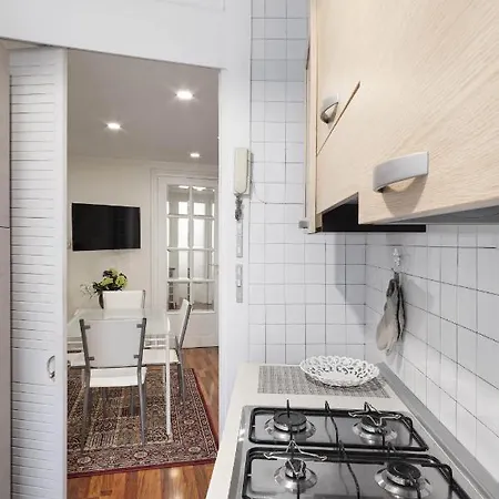 Don Morosini - Al Vaticano רומא