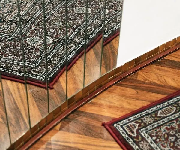 Don Morosini - Al Vaticano *